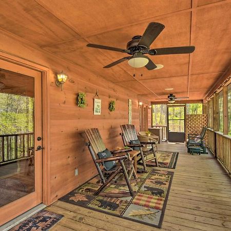 Cozy Hiawassee Cabin With Fire Pit And Mtn Views! Eksteriør bilde
