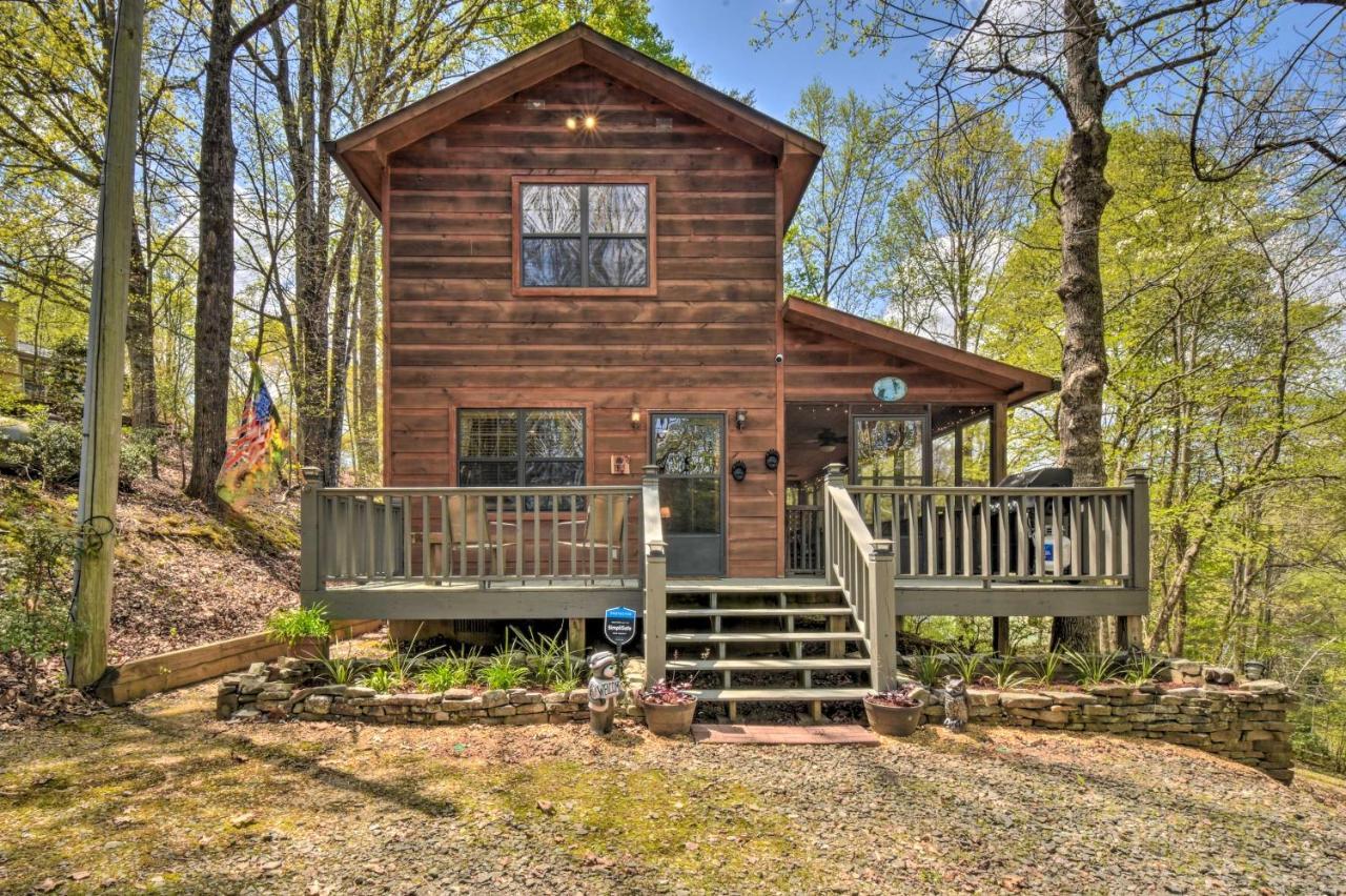 Cozy Hiawassee Cabin With Fire Pit And Mtn Views! Eksteriør bilde
