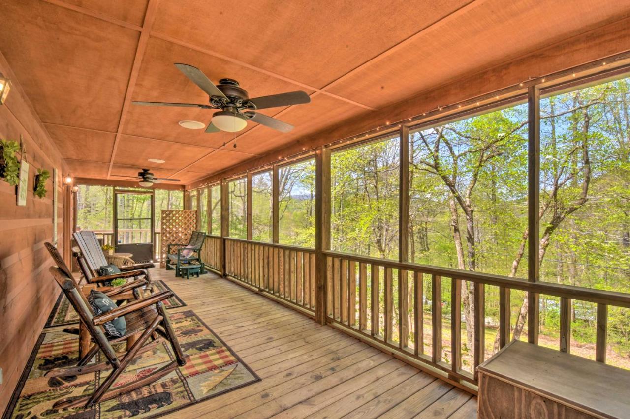 Cozy Hiawassee Cabin With Fire Pit And Mtn Views! Eksteriør bilde
